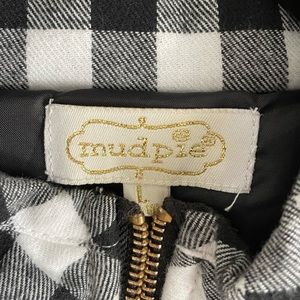 Mudpie flannel vest with gold zipper. EUC